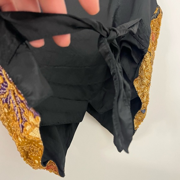 Vintage Moda International Retro Black & Gold Beaded Vest, Size Medium - Picture 7 of 10